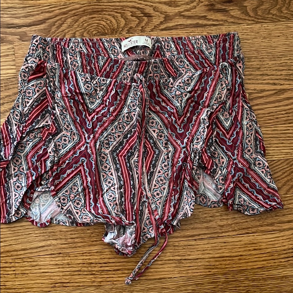 Hollister Multicolor Patterned Shorts